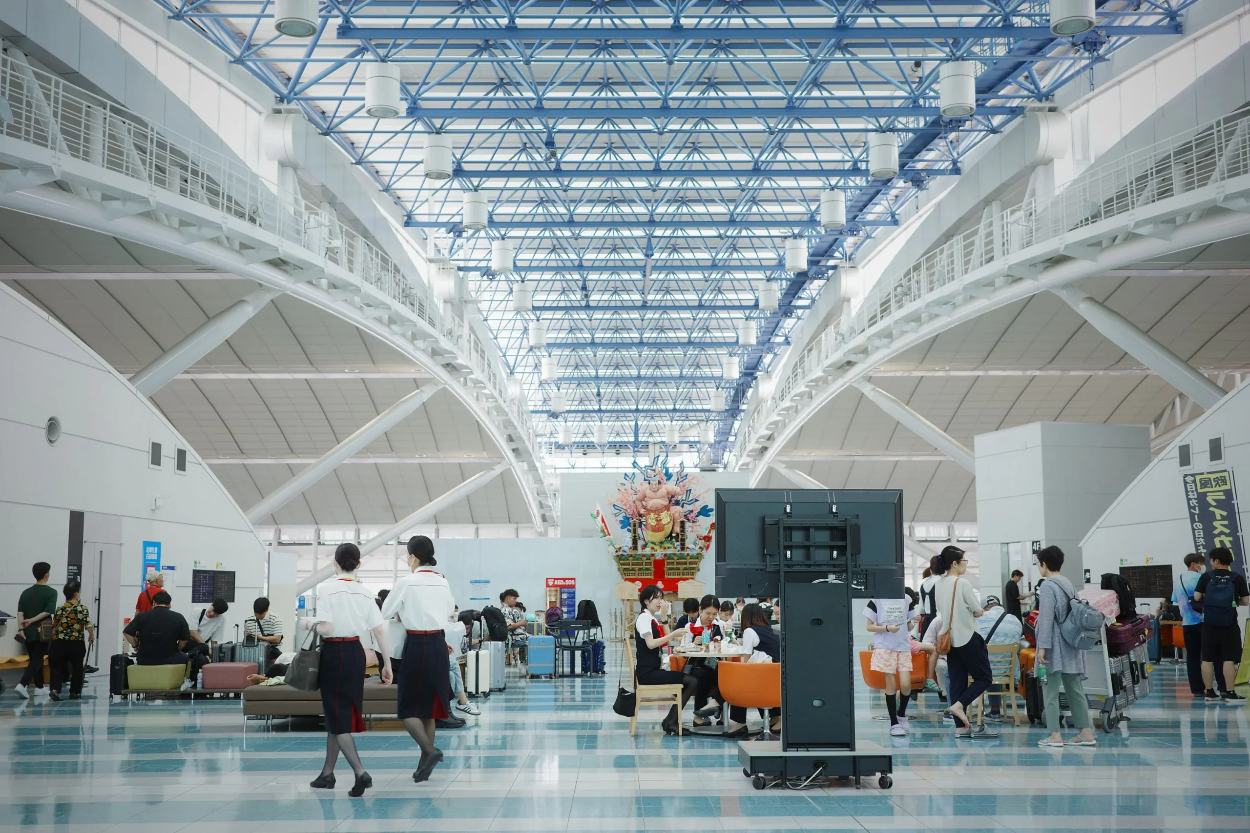 福岡機場候機大堂與旅客動線