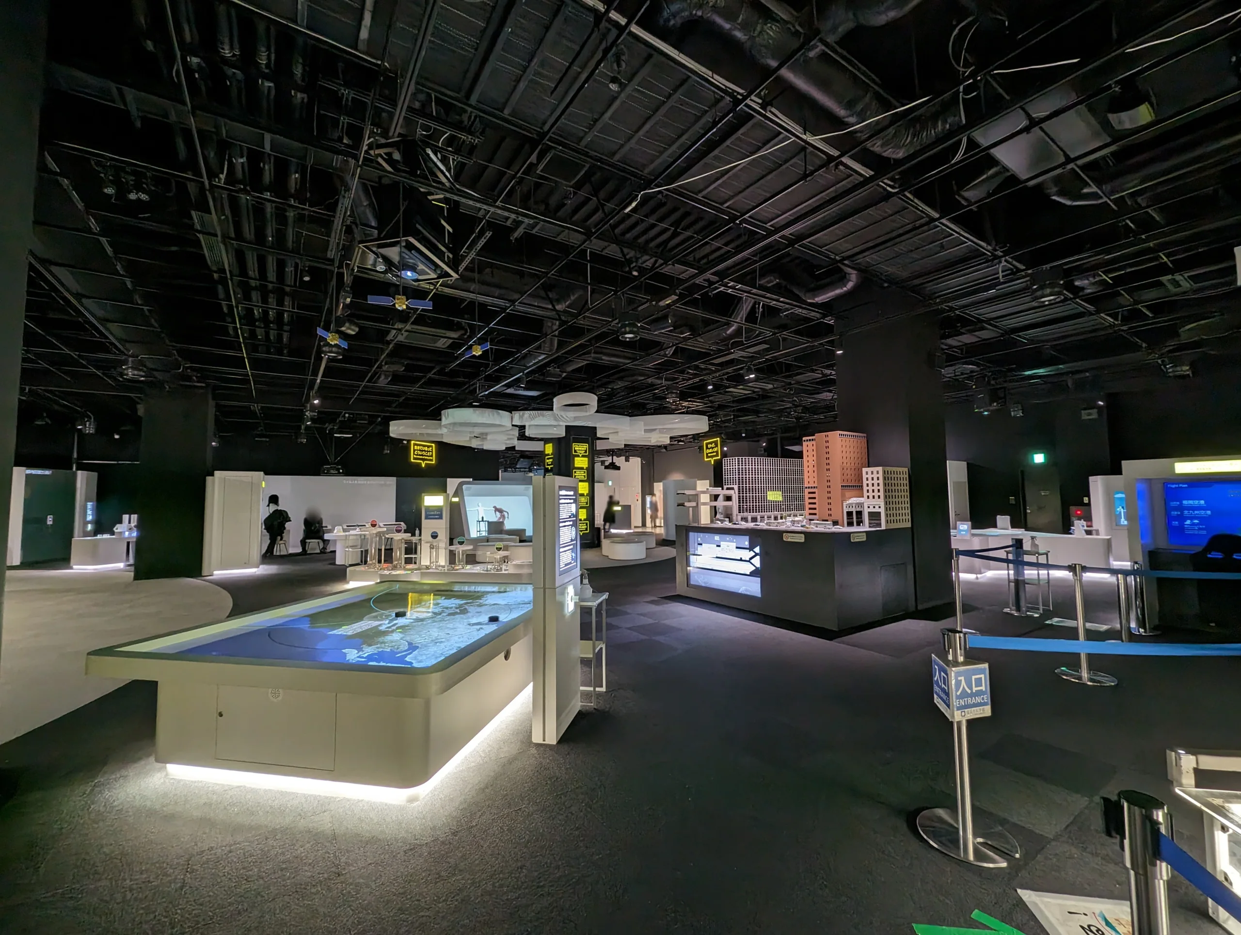 福岡市科學館5樓常設展覽室與互動展品